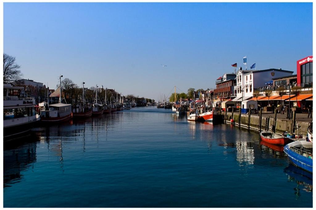 Schiller, Wenige Schritte Zum Strand Rostock Exteriör bild
